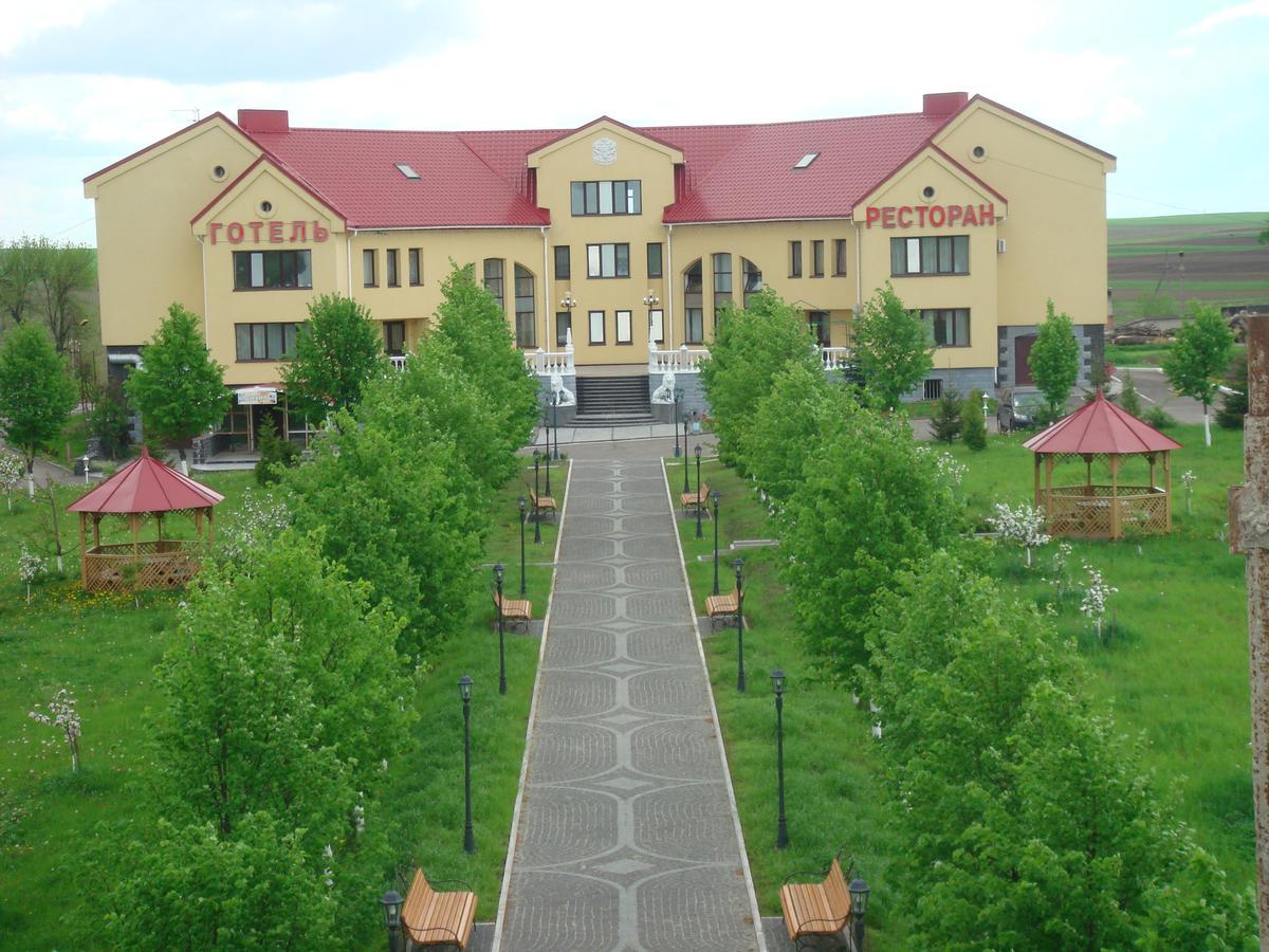 Hotel - Restaurant "Lion'S Heart" Velyka Omelyana Εξωτερικό φωτογραφία