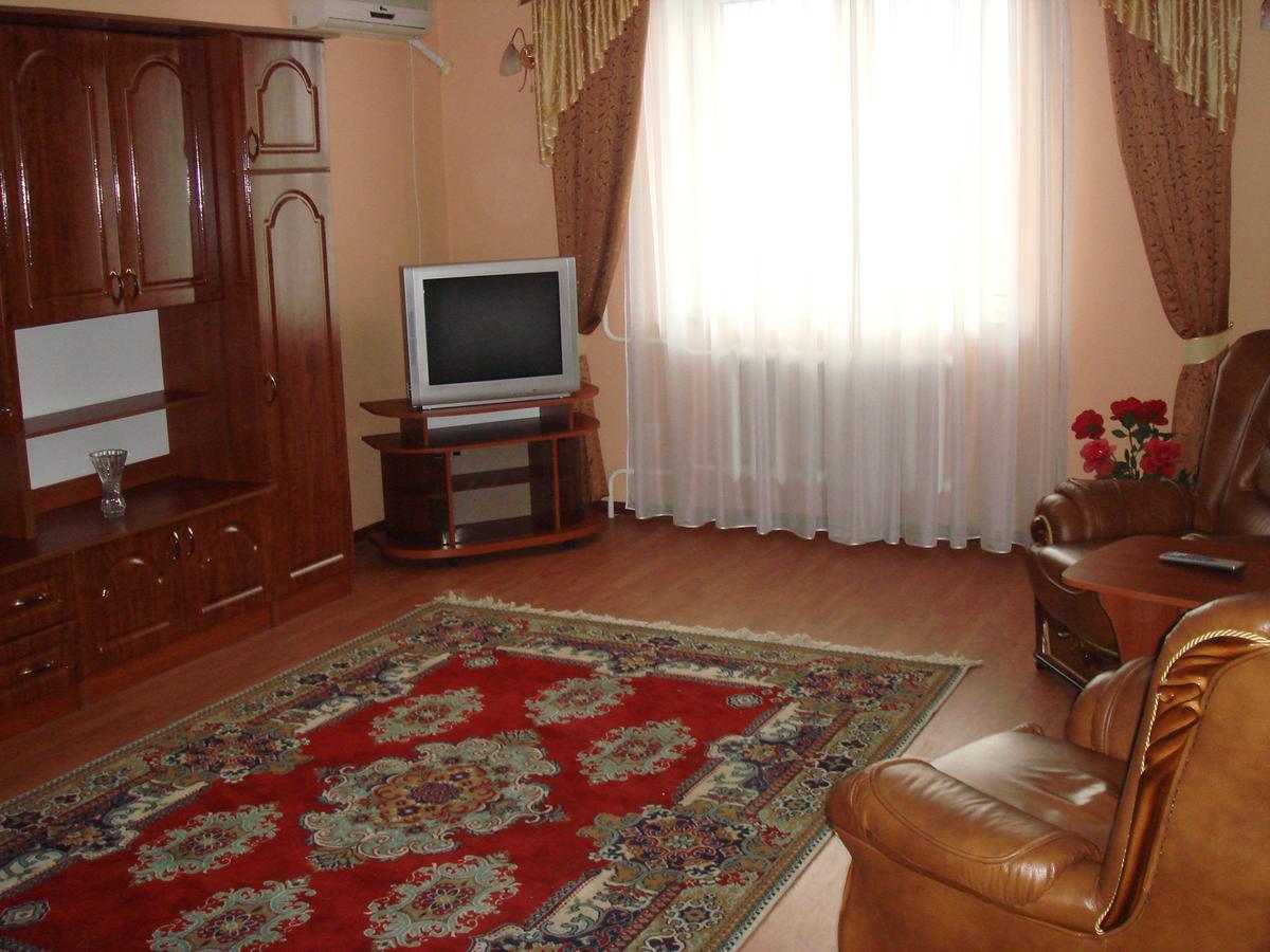 Hotel - Restaurant "Lion'S Heart" Velyka Omelyana Εξωτερικό φωτογραφία