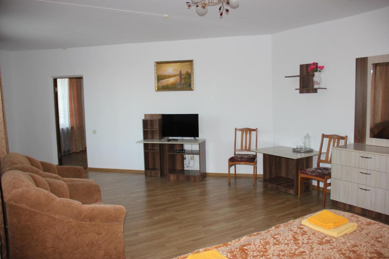 Hotel - Restaurant "Lion'S Heart" Velyka Omelyana Εξωτερικό φωτογραφία